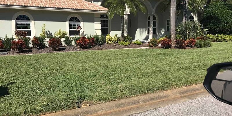 lawn mowing longboat key